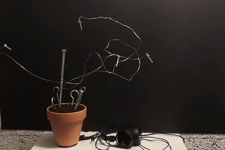 floral arrangement, an interactive sonic sculpture by Nuno Trocado